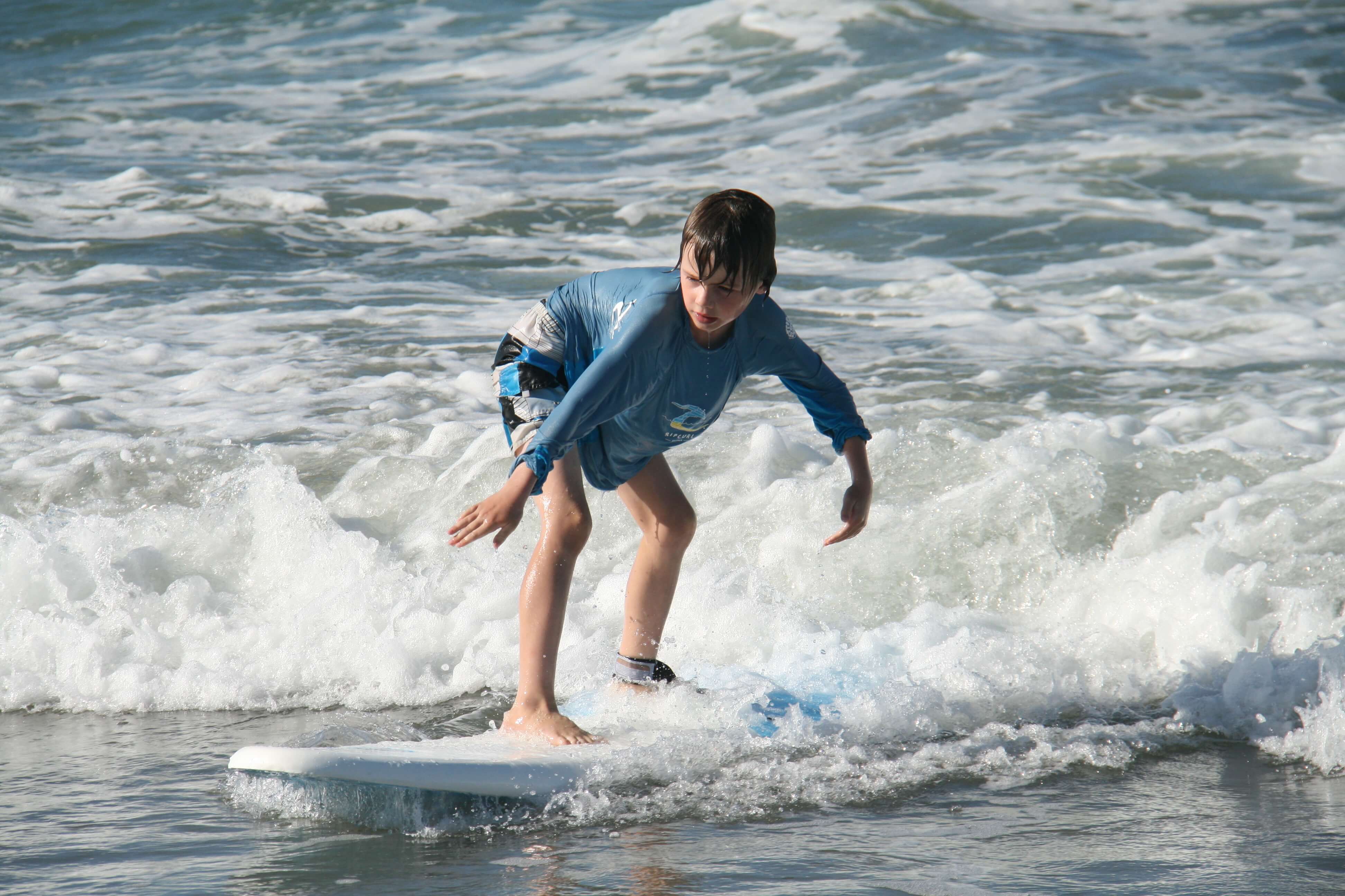 Lukas Surfing