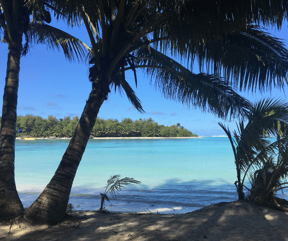 Stunning Muri Lagoon, looking across to Kokomiri island, one of the best things to do in Rarotonga