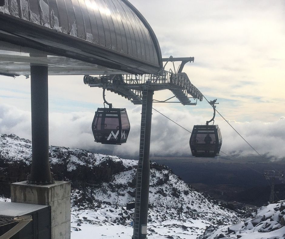 Sky Waka approaching the top station