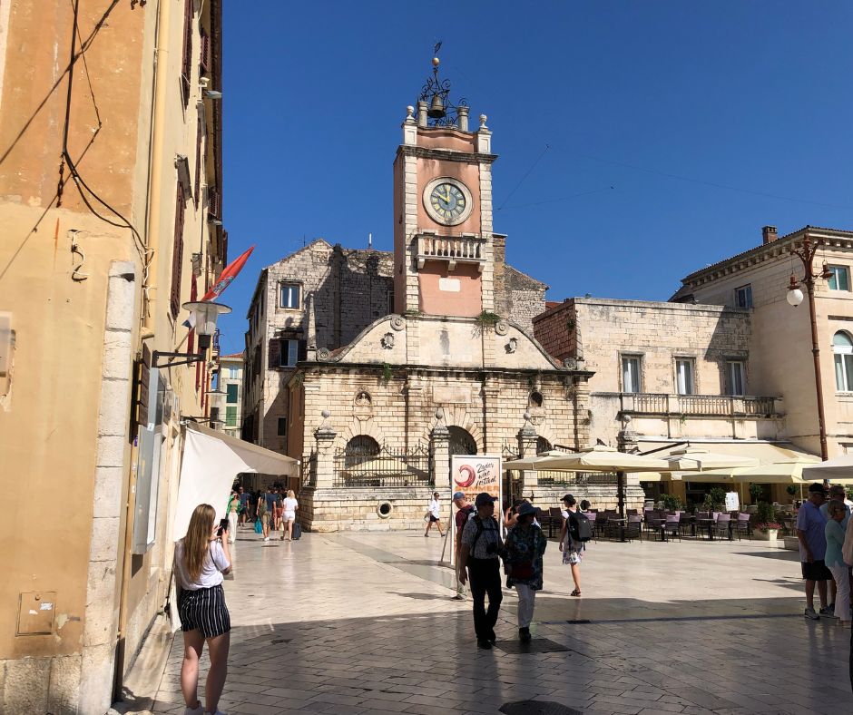 Narodni trg, the people square with beautiful old buildings to explore