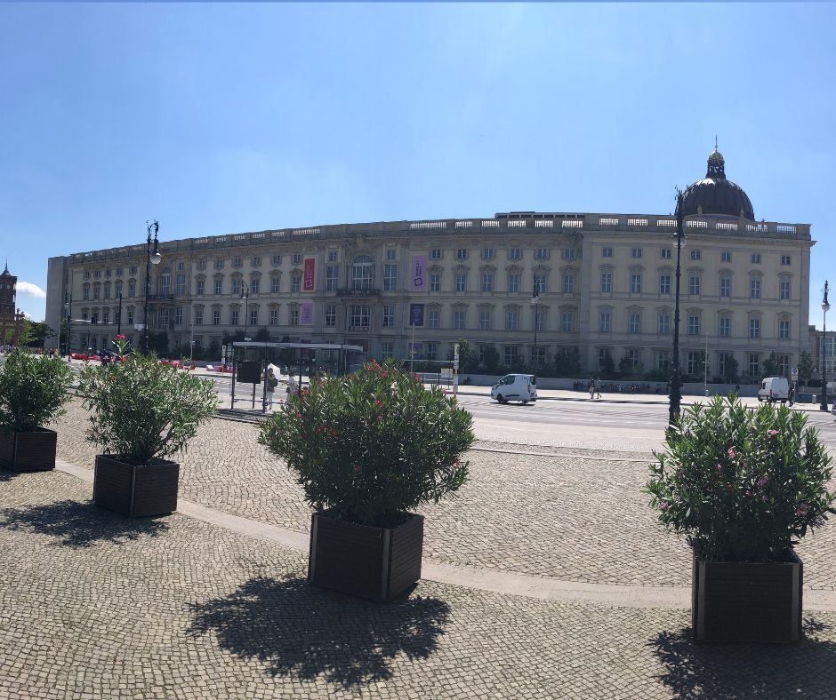 Looking at the front of the People's Palace building